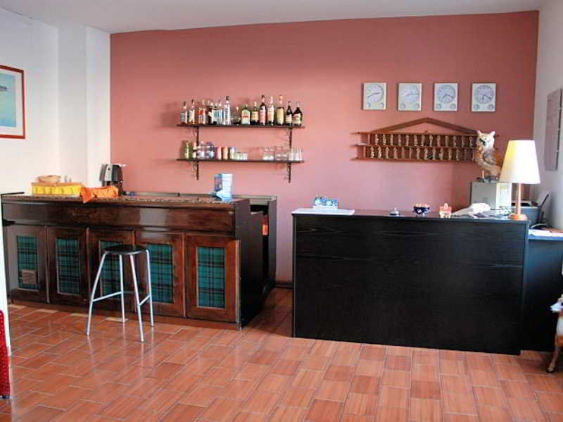 Bristol Hotel 2*