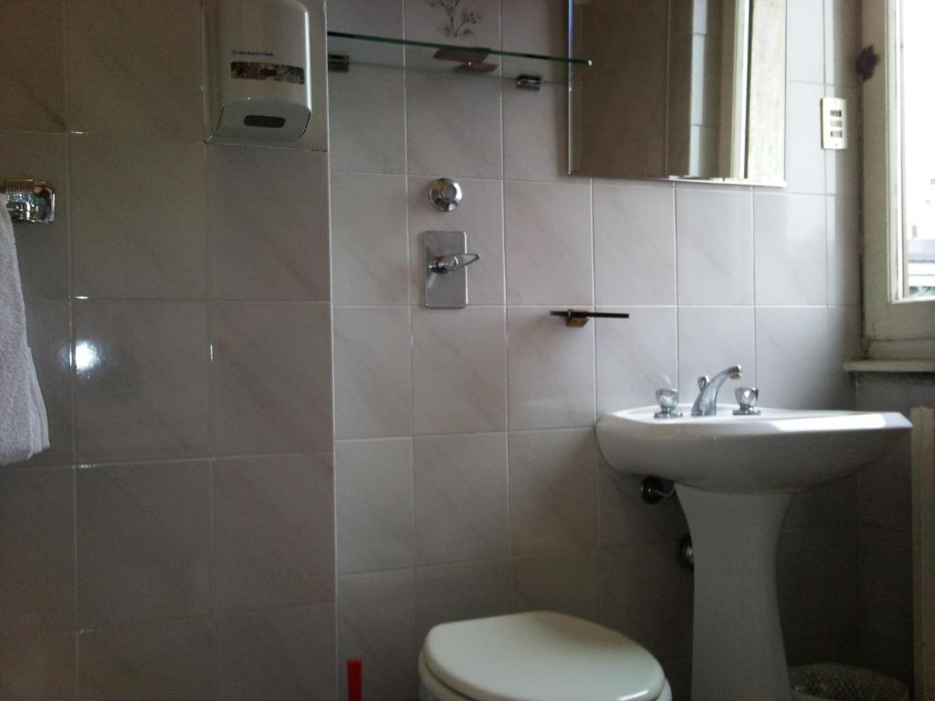 Bristol Hotel 2*